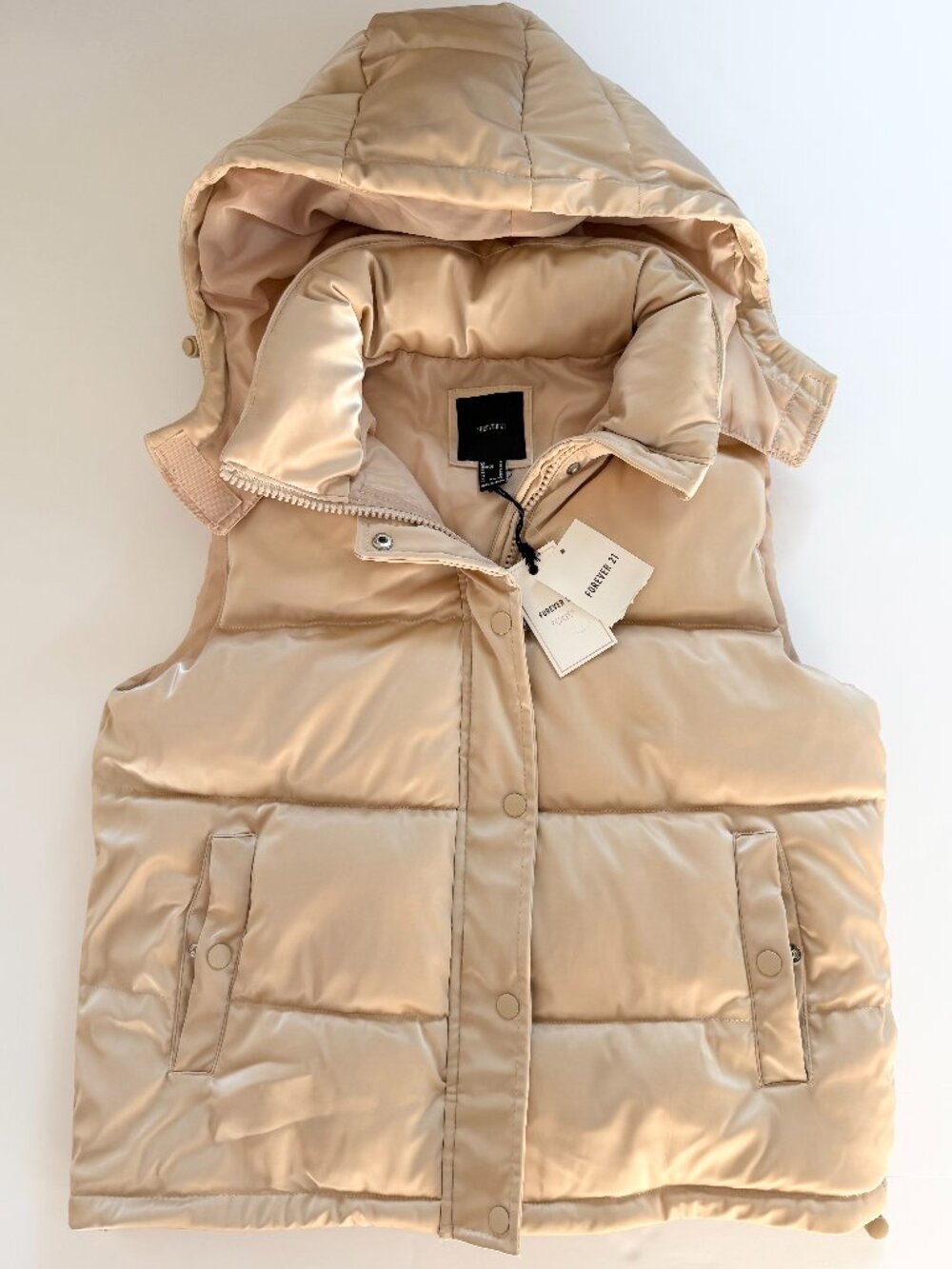 NWT Forever 21 Beige Oversized Hooded Puffer Vest